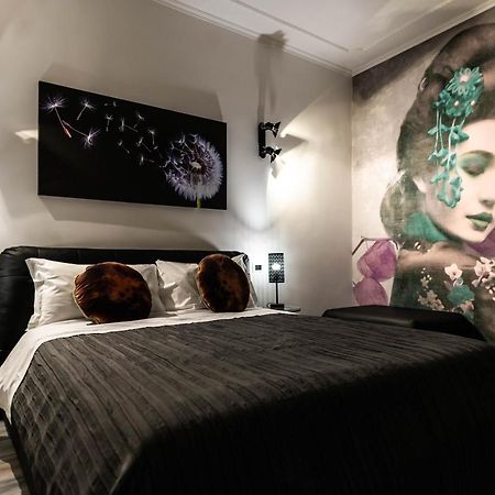 Trevi & Pantheon Design Rooms Rom Exteriör bild